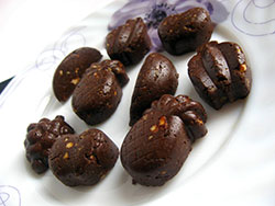 Шоколадные конфеты из печенья рецепт с фото