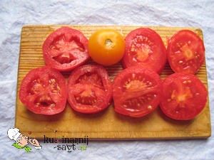 pomidory-pod-syrom-01 Помидоры под сыром на закуску